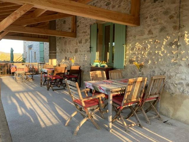 Chambres D'Hotes Domaine Les Grands Perons Hérisson Exteriér fotografie